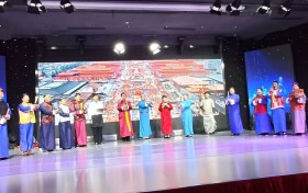 郑光荣又获魅力风采奖：吆喝叫卖里的文化传承与时代新章